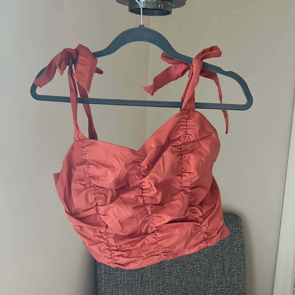Coral tank top